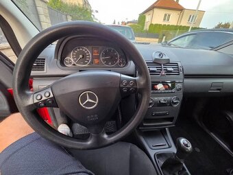 Mercedes Benz A170 elegantní vůz - 9