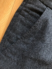 Tmavě šedé vzorované kalhoty s hedvábím Benetton Slim 38 - 9