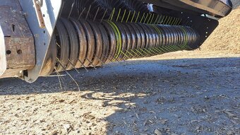 Claas Quadrant 3400 RC - 9