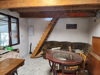 Pronájem oplocené zahrady s chatou, 941 m2, veškeré IS, udír - 9