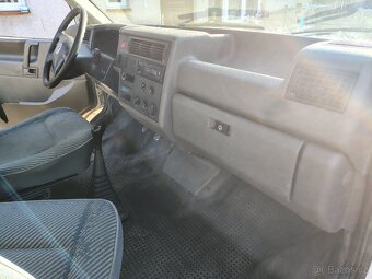 Transportér 2.5TDI 75 KW /9míst/NOVÉ rozvody - 9