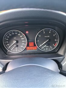 Bmw 320i e91 - 9