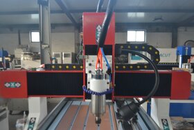 CNC frezka - 9