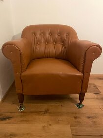 Renovovaný historický kožený nábytek - sofa + křeslo - 9