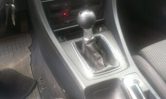 Audi A4 Quattro B7 2,0 tdi R.V. 2008 125 KW - 9