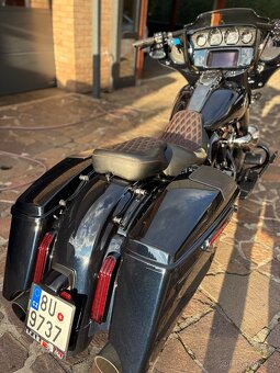 HARLEY DAVIDSON FLHXSE CVO STREET GLIDE 22' - 9