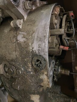 Jawa pionýr 21 + motor navíc - 9
