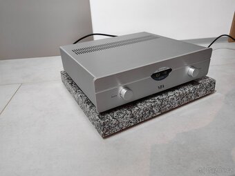 YBA Heritage A 100 zosilňovač s XLR - 9