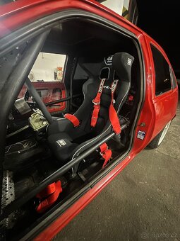 Závodní Opel Kadett C20XE - 9