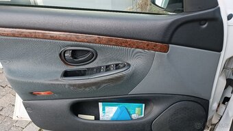 Peugeot 406 2.0 HDI - 9