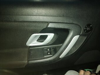 Škoda fabia 2 1.4 tdi rv. 2008 - 9