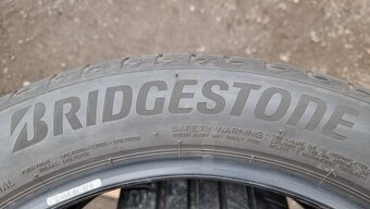 Letní pneu 255/45/19 Bridgestone - 9