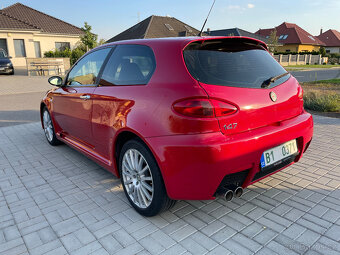 Alfa Romeo 147 GTA 3.2 V6 24V Busso, Manuál - 9