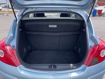 Opel Corsa, 1,2 59 kW, SERVISKA - 9