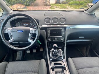 Ford Galaxy 2.0 tdci 120 kw 8/2014 7 míst 183 tis.km - 9