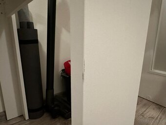 Jídelní stůl se židlemi - 9