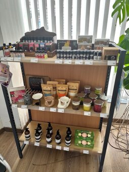 Obchodní regály dřevěné - 9