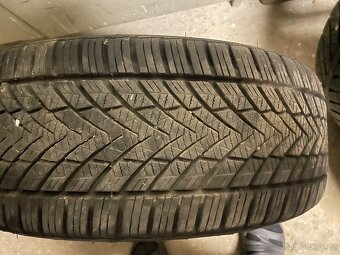 Kola Hyundai coupe - 9