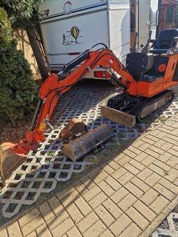 Prodám pasový minibagr Digger D 800 - 9