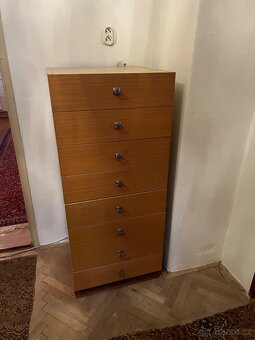 Nabytek, skříň, postel, matrace - 9