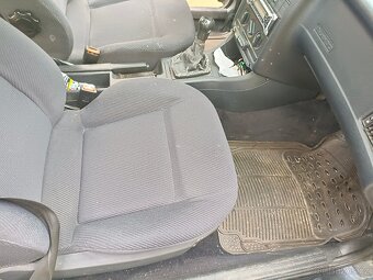 Audi 80 B4 Avant 1.9tdi - 9