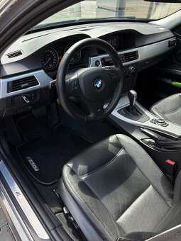 BMW e90 330d lci - 9
