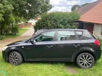 Kia Ceed - 9