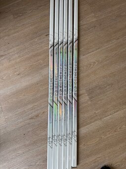 Hokejka CCM RIBCOR TRIGGER 9 Pro WHITE, pravá - 9