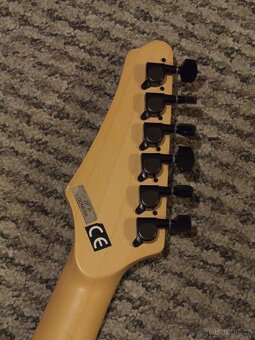 Elektrická kytara STRATOCASTER - 9