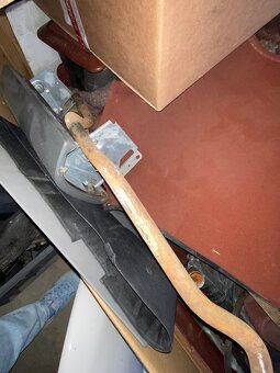 MAZDA RX7 Náhradní díly - 9