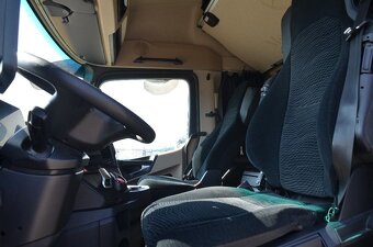 MERCEDES BENZ ACTROS_tahač návěsů - 9