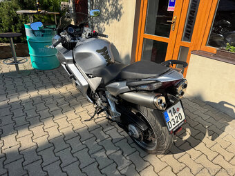 Honda VFR 800 - 9