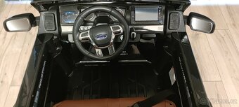 Elektrické autíčko Ford ranger 4x4 - 9