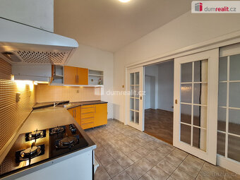 pronájem 3+1 105 m2 P3 Vinohrady částečně zařízen - 9