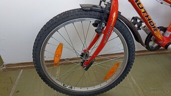 Author Cosmic AL 20 - 9