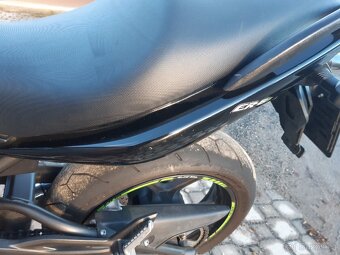 Kawasaki ER-6N - 9