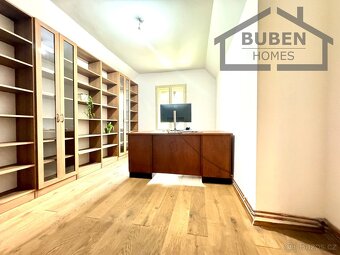 Vícegenerační vila (240 m2) s navazujícími pozemky (2,5ha) - - 9