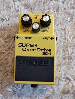 Boss SD 1 kytarový efekt - 9