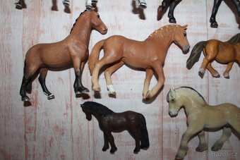 Figurky koní Schleich I - 9