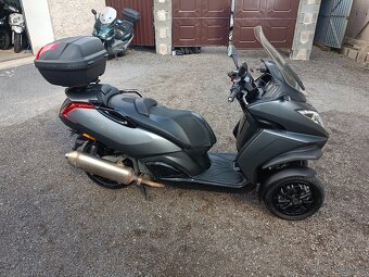 Peugeot Metropolis 400 Stačí řidičák skupiny B - 9
