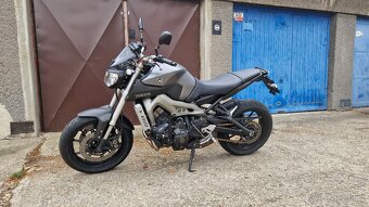 Yamaha mt 09 - 9