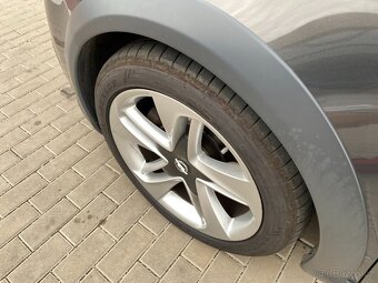 Opel Insignia 2.0 CDTI automat, 4x4, 2015, kůže, ALU R19 - 9