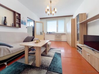 Prodej prostorného bytu 3+1 s lodžií - Třebíč - 9