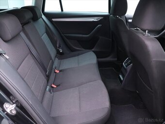 Škoda Octavia 1,6 TDI 77kW Klima 1.Majitel (2013) - 9