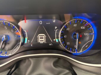 Chrysler pacifica 2023 4wd DPH záruka 2 roky 5tis km - 9