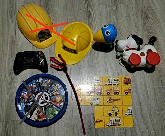 Různé hry, přebytky, hračky - 9