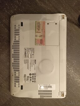 Netbook Acer Aspire one model ZG5 - 9