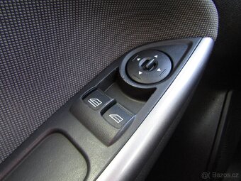 Ford Focus 1.6 TDCi , 70 kW nafta, 2014 - 9