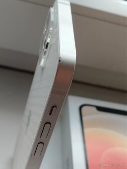 iPhone 12 - 9