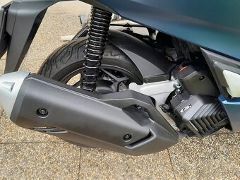 Honda PCX 125 ..TOP STAV.. v záruce.. - 9